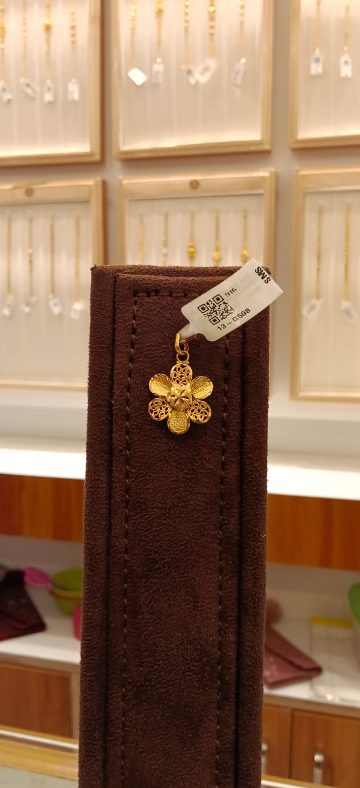 Single Hook Dollar
